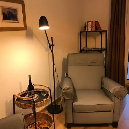 Valley Vendeghaz A Betekints-voelgyben 베스프렘