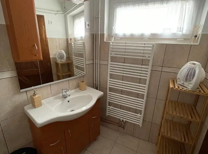 בית נופש Valley Vendeghaz A Betekints-voelgyben *